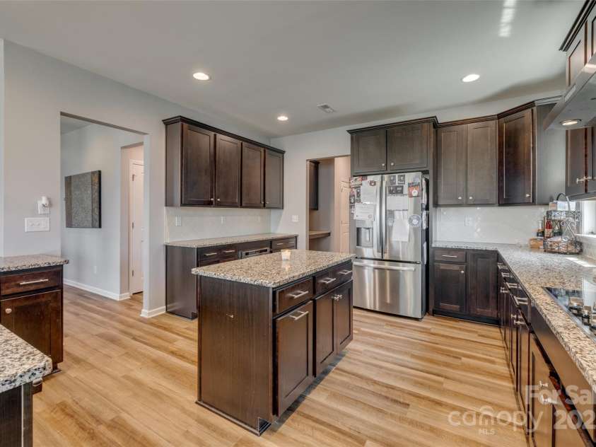 14925 Baldridge Drive, Huntersville, NC 28078.  MLS# CAR4249173, YatesRealty ID 21601. 
