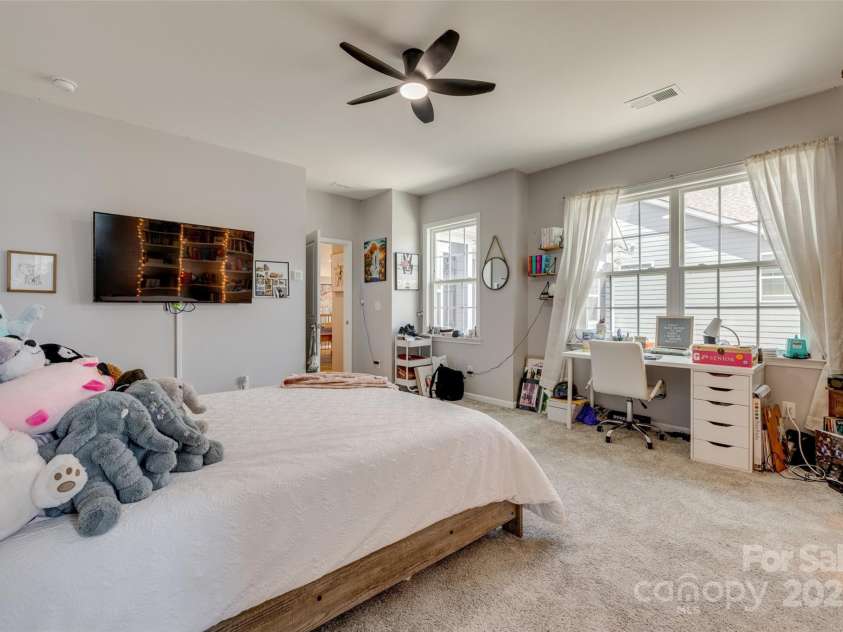 14925 Baldridge Drive, Huntersville, NC 28078.  MLS# CAR4249173, YatesRealty ID 21601. 