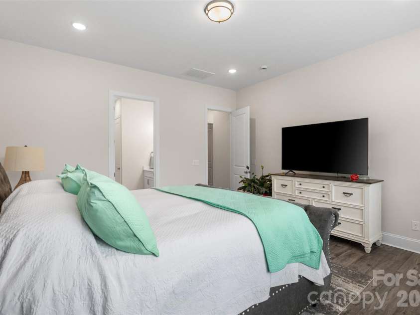 310 Triple Ponds Court, Clover, SC 29710.  MLS# CAR4380366, YatesRealty ID 21601. 
