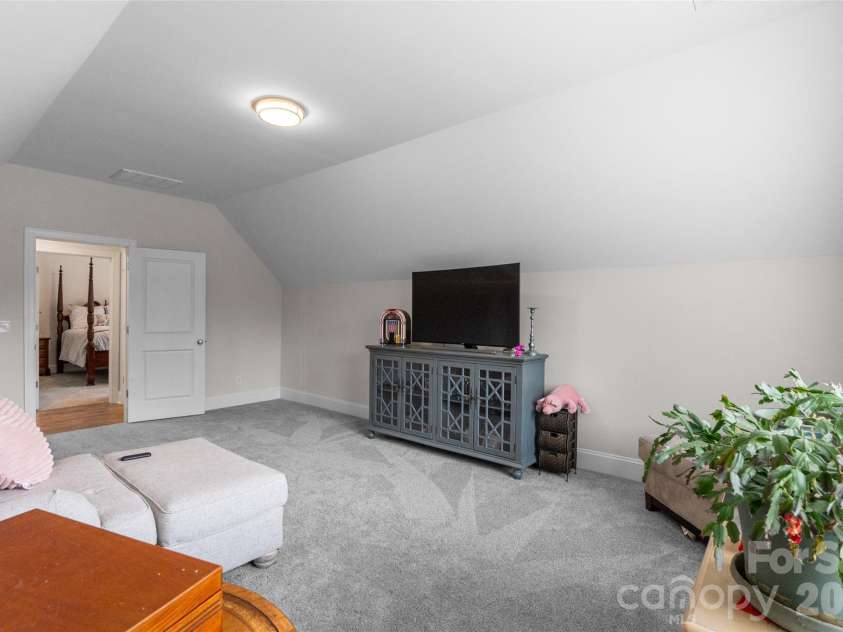 310 Triple Ponds Court, Clover, SC 29710.  MLS# CAR4380366, YatesRealty ID 21601. 