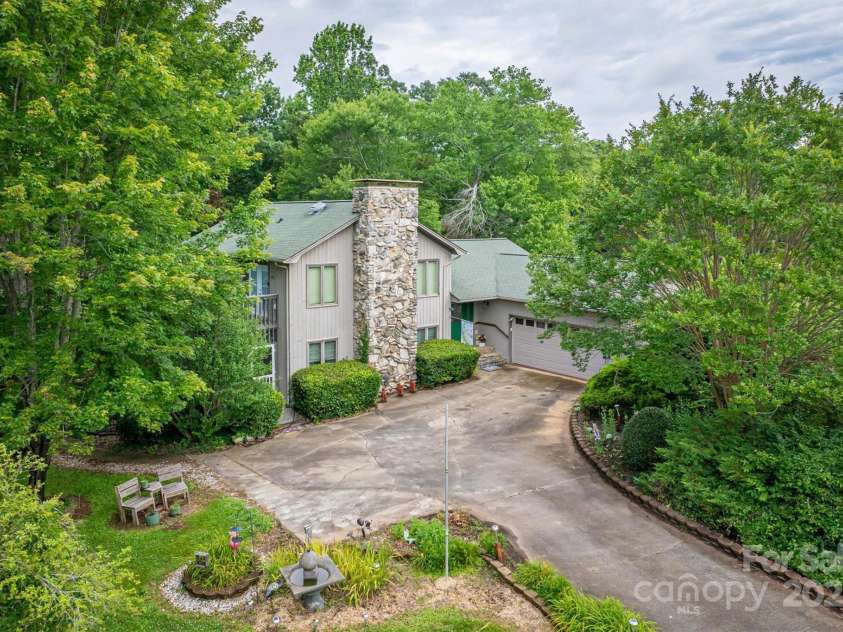 40 Old Field Road, Taylorsville, NC 28681.  MLS# CAR4267576, YatesRealty ID 21602. 