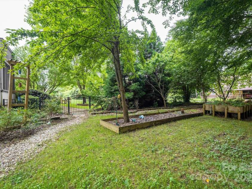 40 Old Field Road, Taylorsville, NC 28681.  MLS# CAR4267576, YatesRealty ID 21602. 