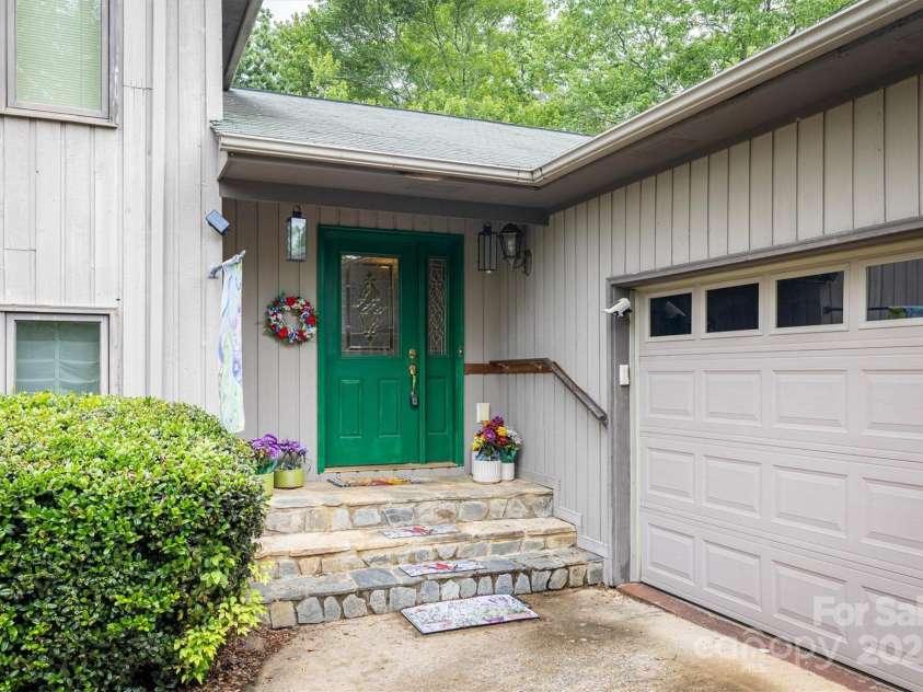 40 Old Field Road, Taylorsville, NC 28681.  MLS# CAR4267576, YatesRealty ID 21602. 