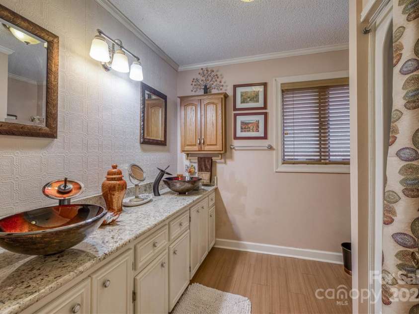 40 Old Field Road, Taylorsville, NC 28681.  MLS# CAR4267576, YatesRealty ID 21602. 