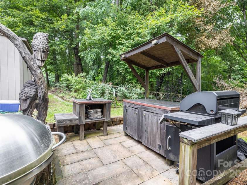 40 Old Field Road, Taylorsville, NC 28681.  MLS# CAR4267576, YatesRealty ID 21602. 