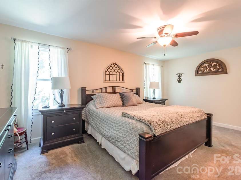 1326 Clifflure Lane, Fort Mill, SC 29708.  MLS# CAR4402361, YatesRealty ID 21606. 