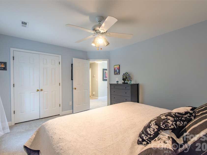 1326 Clifflure Lane, Fort Mill, SC 29708.  MLS# CAR4402361, YatesRealty ID 21606. 