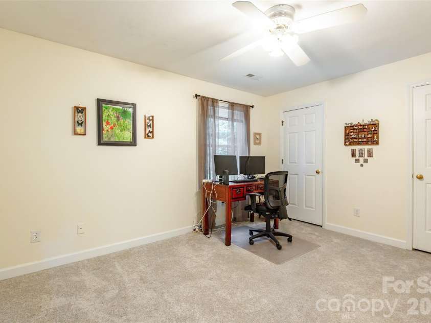 1326 Clifflure Lane, Fort Mill, SC 29708.  MLS# CAR4402361, YatesRealty ID 21606. 