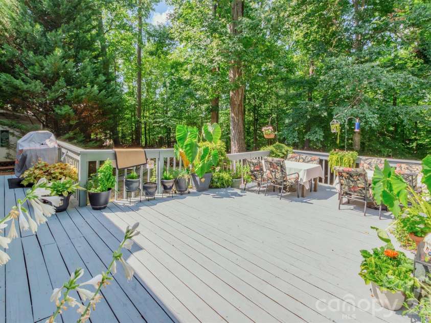 1326 Clifflure Lane, Fort Mill, SC 29708.  MLS# CAR4402361, YatesRealty ID 21606. 