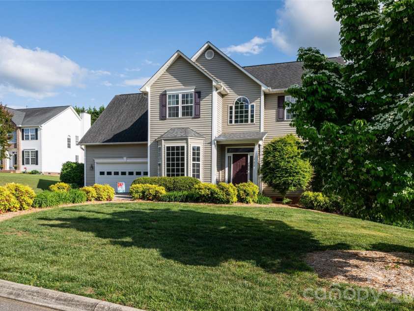 48 Brownstone Court, Fletcher, NC 28732.  MLS# CAR4377640, YatesRealty ID 21607. 