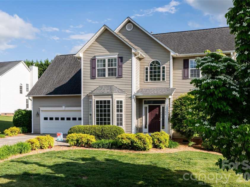 48 Brownstone Court, Fletcher, NC 28732.  MLS# CAR4377640, YatesRealty ID 21607. 