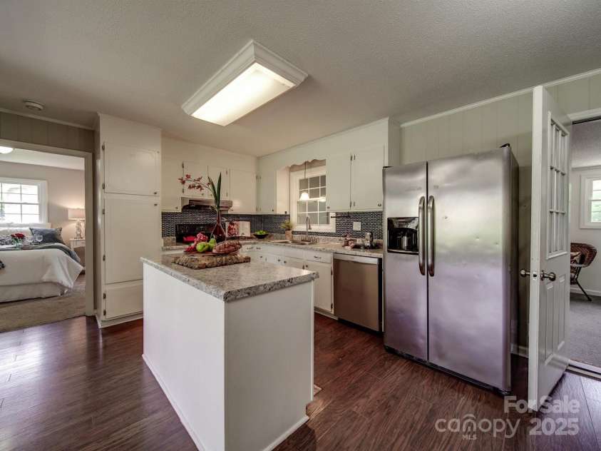 2666 Hill Lane, Gastonia, NC 28054.  MLS# CAR4261050, YatesRealty ID 21608. 