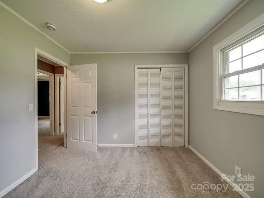 2666 Hill Lane, Gastonia, NC 28054.  MLS# CAR4261050, YatesRealty ID 21608. 