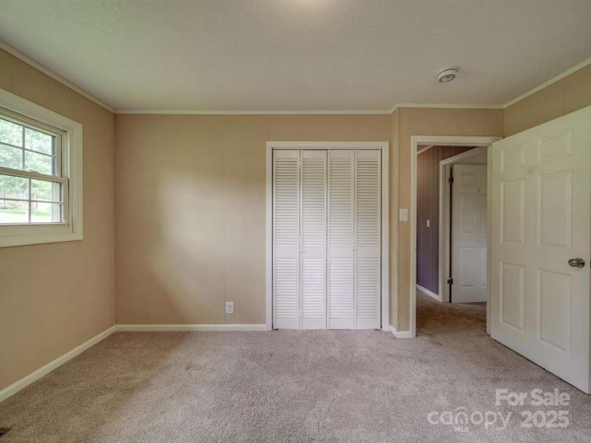 2666 Hill Lane, Gastonia, NC 28054.  MLS# CAR4261050, YatesRealty ID 21608. 