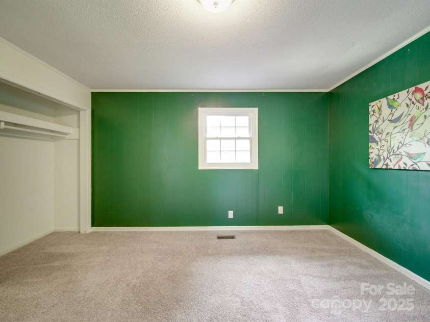 2666 Hill Lane, Gastonia, NC 28054.  MLS# CAR4261050, YatesRealty ID 21608. 
