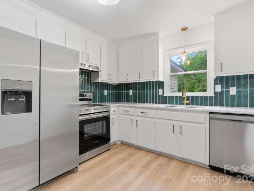 227 Branchwood Circle, Kings Mountain, NC 28086.  MLS# CAR4250343, YatesRealty ID 21609. 