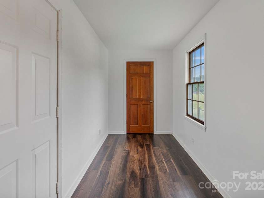 956 Stony Point Road, Kings Mountain, NC 28086.  MLS# CAR4306117, YatesRealty ID 2161. 