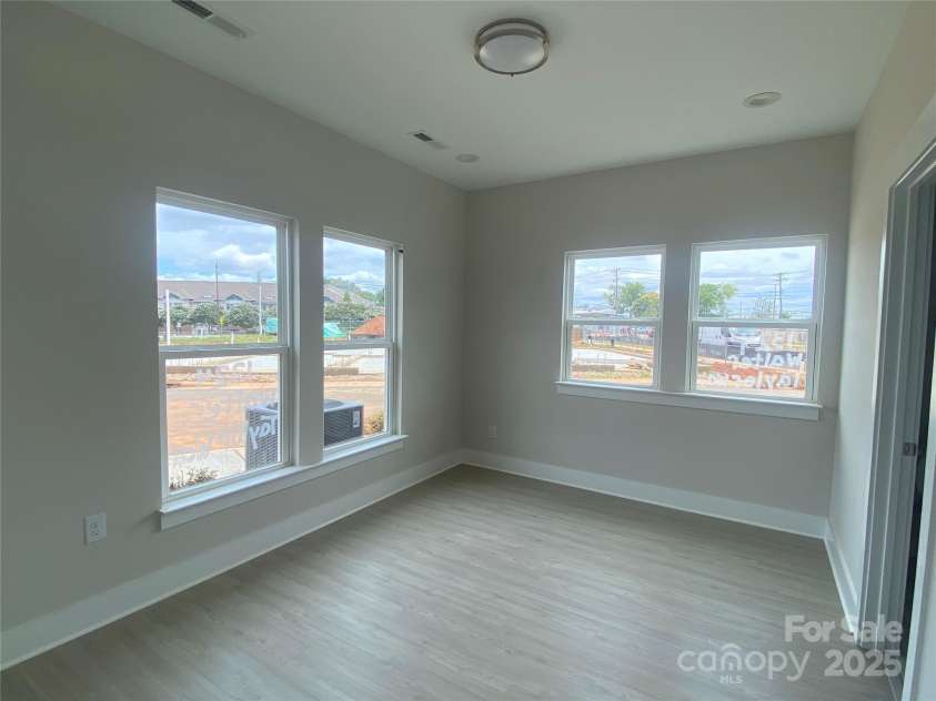 1324 Walter Taylor Way, Charlotte, NC 28206.  MLS# CAR4207712, YatesRealty ID 21610. 1st Floor Bedroom 3
