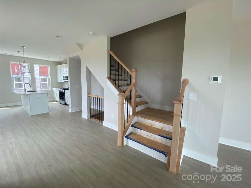 1324 Walter Taylor Way, Charlotte, NC 28206.  MLS# CAR4207712, YatesRealty ID 21610. Dining/Kitchen