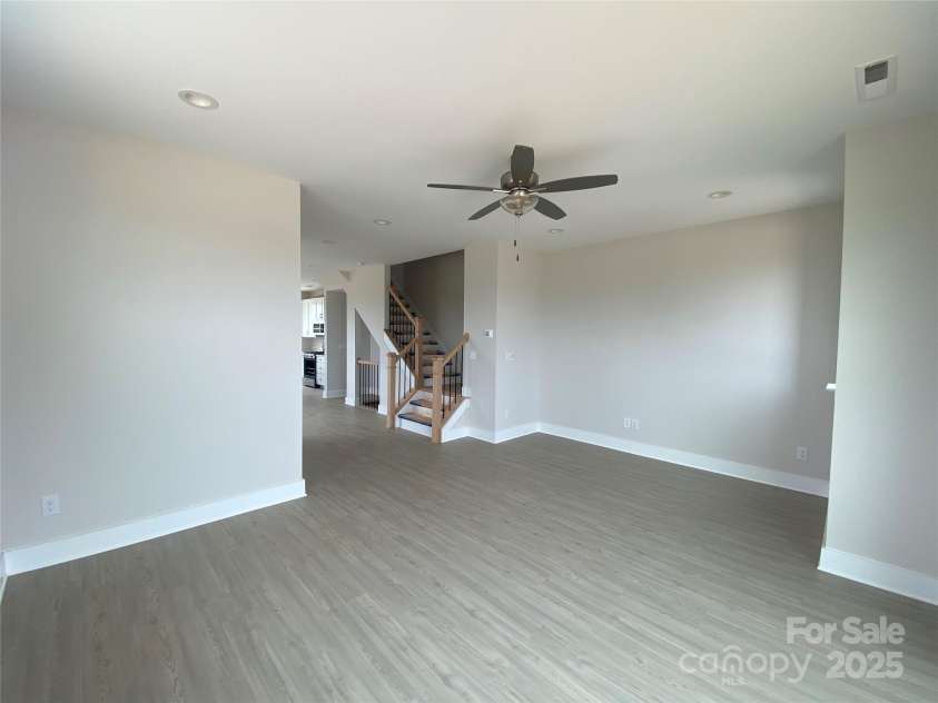 1324 Walter Taylor Way, Charlotte, NC 28206.  MLS# CAR4207712, YatesRealty ID 21610. Dining/Kitchen