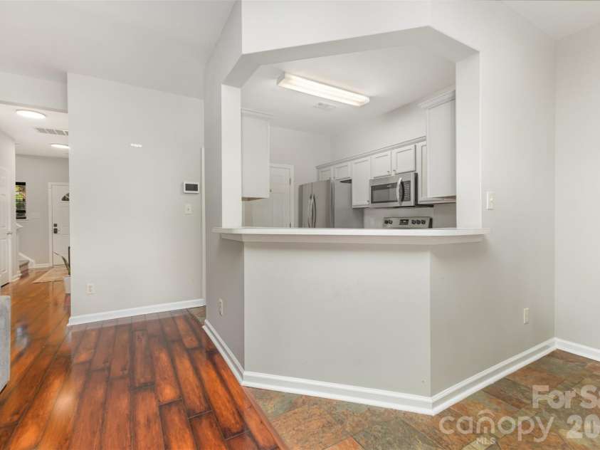 3832 Thomas Ridge Drive, Charlotte, NC 28269.  MLS# CAR4365020, YatesRealty ID 21610. 