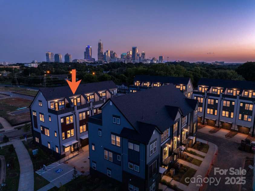 1619 Polk Street, Charlotte, NC 28206.  MLS# CAR4207818, YatesRealty ID 21612. 