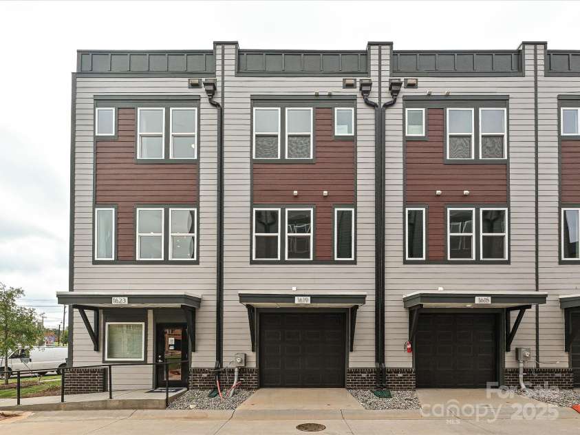 1619 Polk Street, Charlotte, NC 28206.  MLS# CAR4207818, YatesRealty ID 21612. 