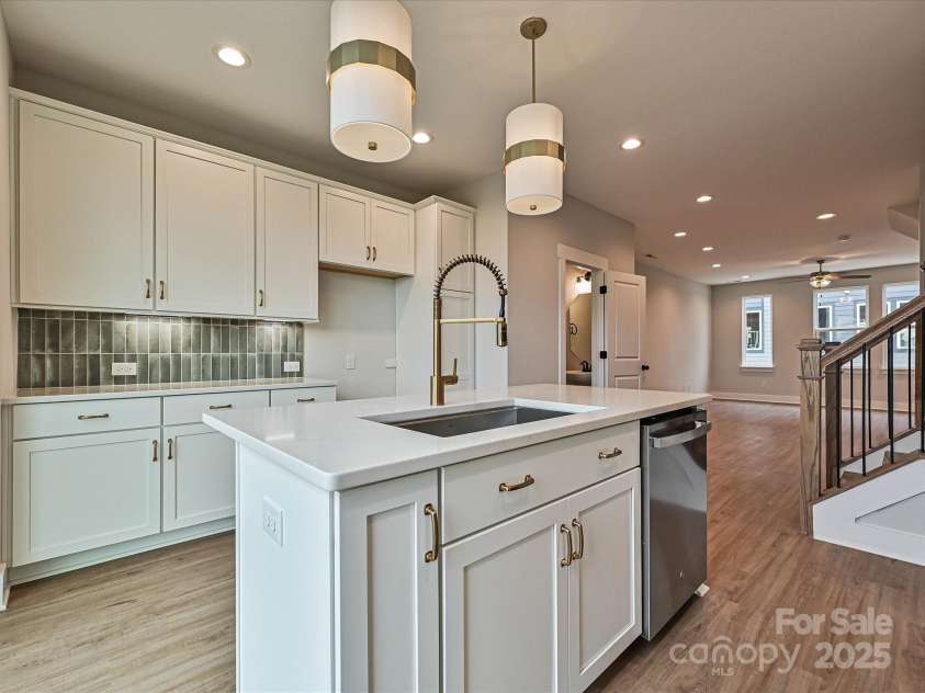 1619 Polk Street, Charlotte, NC 28206.  MLS# CAR4207818, YatesRealty ID 21612. Kitchen/Dining