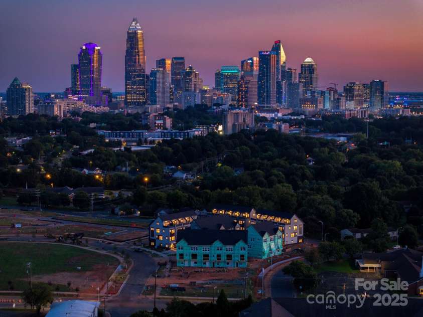 1615 Polk Street, Charlotte, NC 28206.  MLS# CAR4207823, YatesRealty ID 21613. 