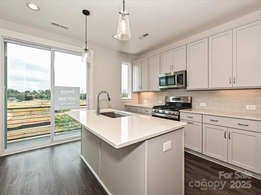 1615 Polk Street, Charlotte, NC 28206.  MLS# CAR4207823, YatesRealty ID 21613. Kitchen