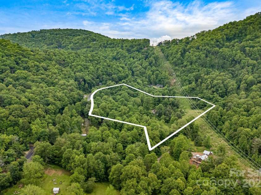 92 Rose Hill Road, Asheville, NC 28803.  MLS# CAR4253680, YatesRealty ID 21614. 