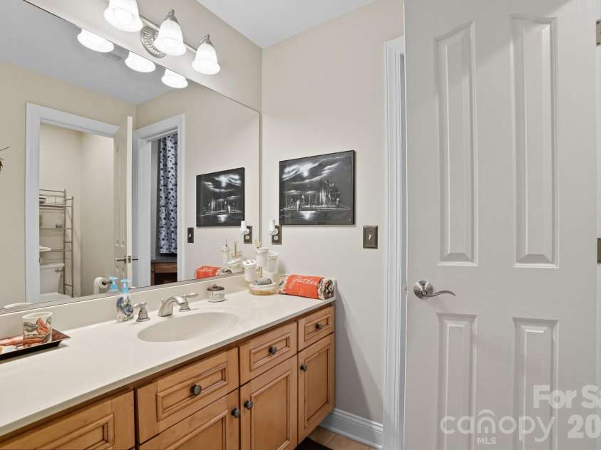 8629 Haydens Way, Concord, NC 28025.  MLS# CAR4332688, YatesRealty ID 21615. 