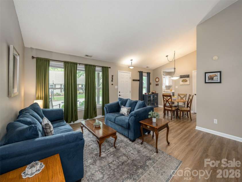 243 Rocky Mountain Way, Arden, NC 28704.  MLS# CAR4381496, YatesRealty ID 21616. 