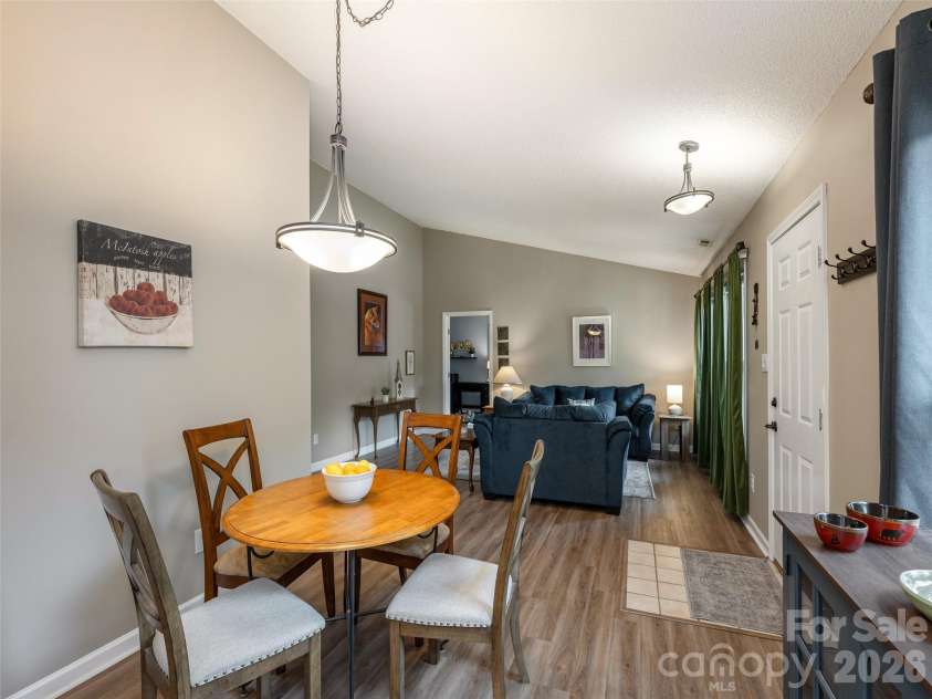 243 Rocky Mountain Way, Arden, NC 28704.  MLS# CAR4381496, YatesRealty ID 21616. 