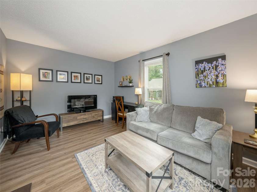 243 Rocky Mountain Way, Arden, NC 28704.  MLS# CAR4381496, YatesRealty ID 21616. 