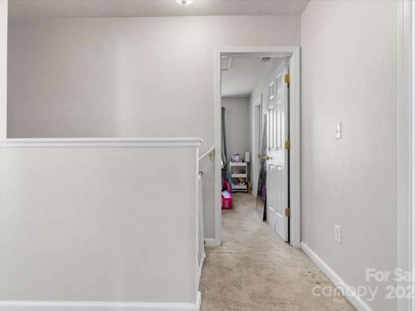 57 Lanceford Circle, Fletcher, NC 28732.  MLS# CAR4260368, YatesRealty ID 21616. 