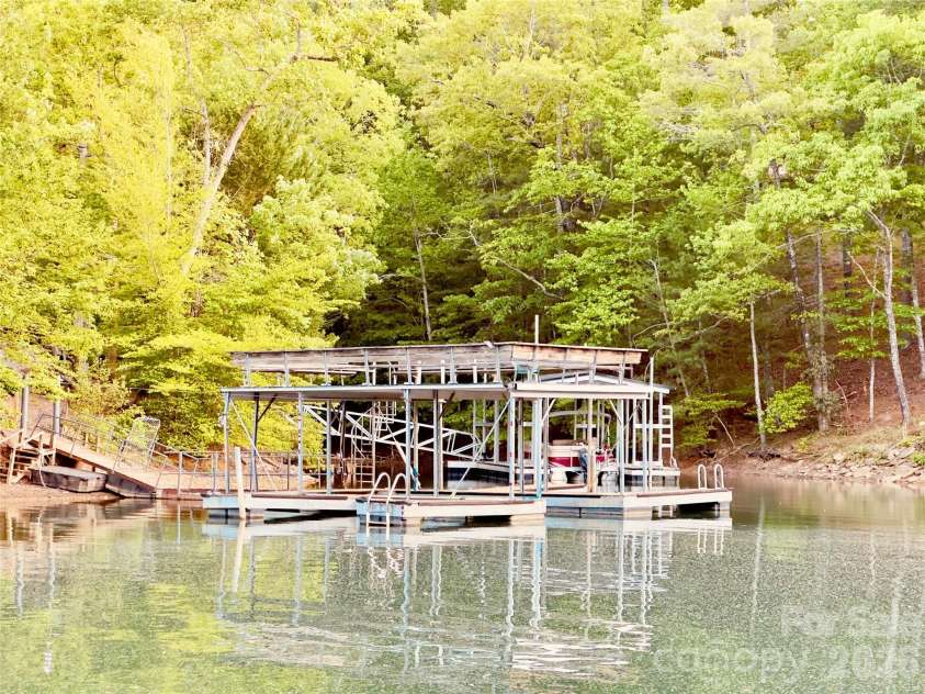 27 Magnolia Drive, Nebo, NC 28761.  MLS# CAR4367003, YatesRealty ID 21617. 