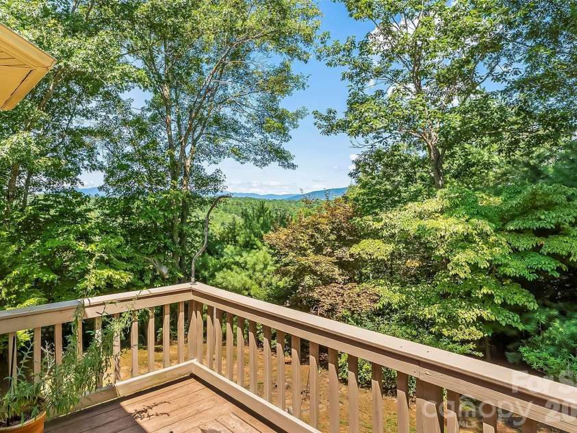 27 Magnolia Drive, Nebo, NC 28761.  MLS# CAR4367003, YatesRealty ID 21617. 