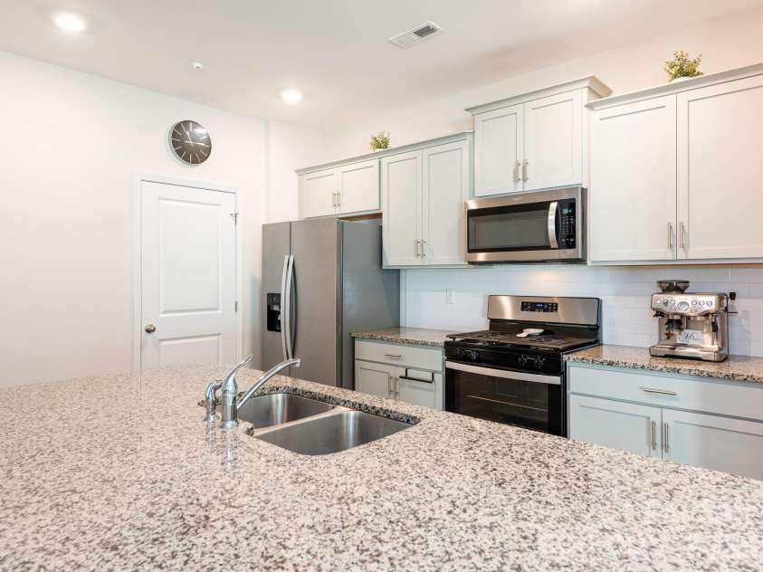 3649 Azalea Ridge Drive, Mount Holly, NC 28120.  MLS# CAR4371409, YatesRealty ID 21618. 
