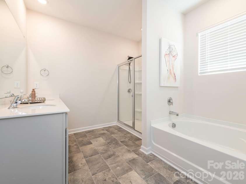 3649 Azalea Ridge Drive, Mount Holly, NC 28120.  MLS# CAR4371409, YatesRealty ID 21618. 