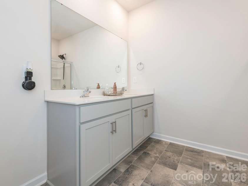 3649 Azalea Ridge Drive, Mount Holly, NC 28120.  MLS# CAR4371409, YatesRealty ID 21618. 