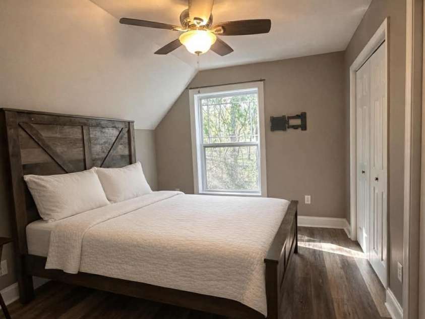 25 Eastwind Lane, Candler, NC 28715.  MLS# CAR4367557, YatesRealty ID 21619. Bedroom 2