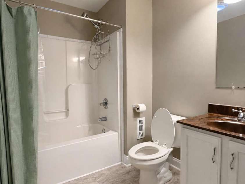 25 Eastwind Lane, Candler, NC 28715.  MLS# CAR4367557, YatesRealty ID 21619. Upstairs Bathroom