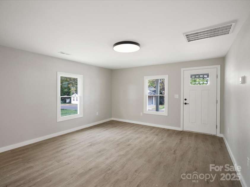 99 May Street, Gastonia, NC 28052.  MLS# CAR4210783, YatesRealty ID 21619. 