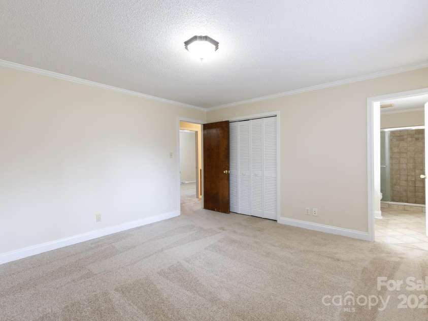 1825 Hyatt Avenue, Rock Hill, SC 29732.  MLS# CAR4221861, YatesRealty ID 2162. 