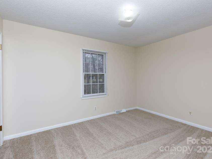 1825 Hyatt Avenue, Rock Hill, SC 29732.  MLS# CAR4221861, YatesRealty ID 2162. 