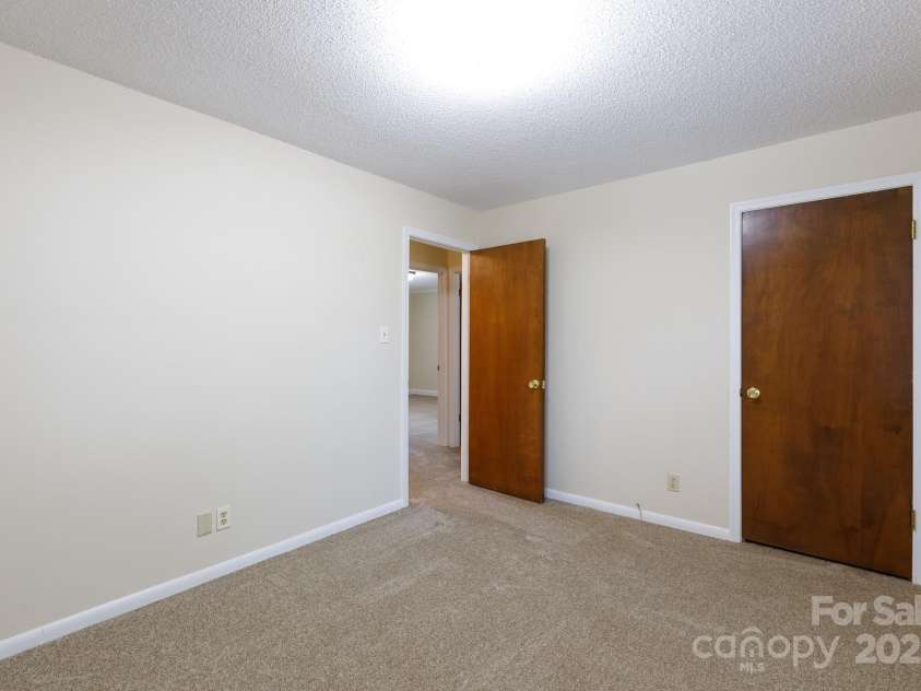 1825 Hyatt Avenue, Rock Hill, SC 29732.  MLS# CAR4221861, YatesRealty ID 2162. 