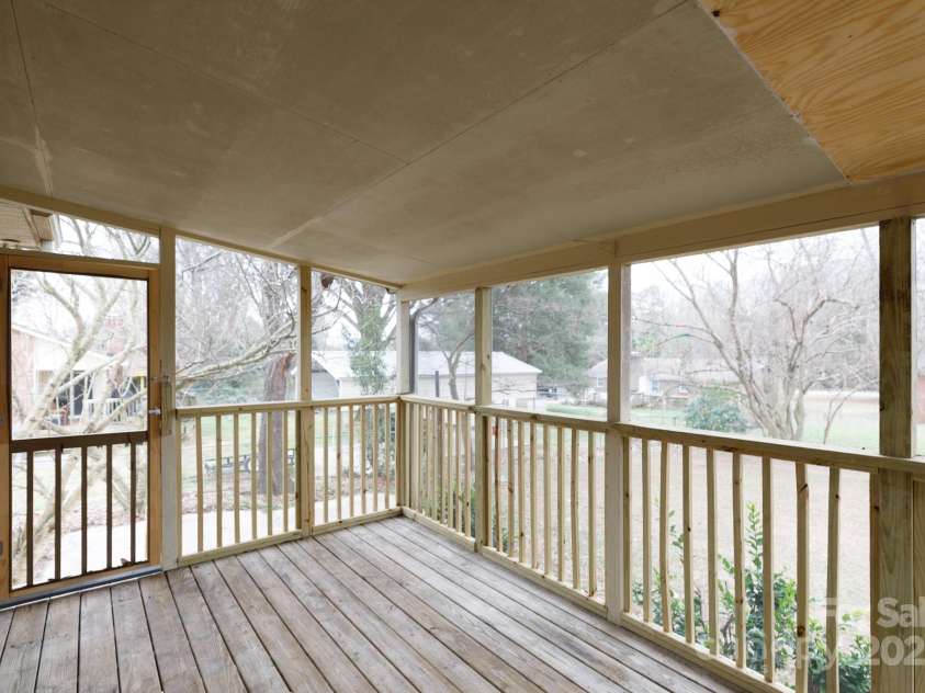 1825 Hyatt Avenue, Rock Hill, SC 29732.  MLS# CAR4221861, YatesRealty ID 2162. 