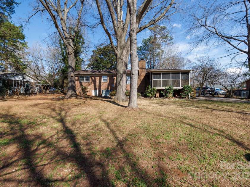 1825 Hyatt Avenue, Rock Hill, SC 29732.  MLS# CAR4221861, YatesRealty ID 2162. 