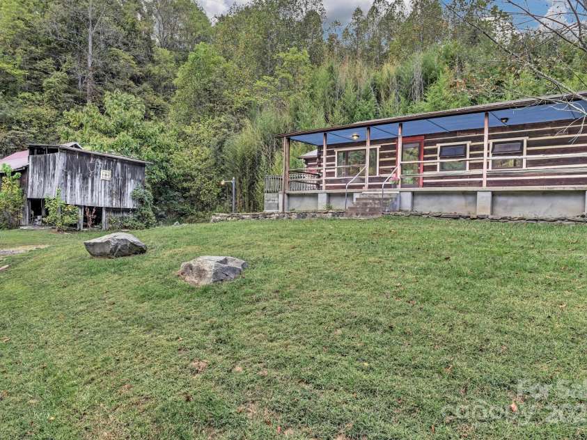 200 Dry Branch Road, Marshall, NC 28753.  MLS# CAR4308414, YatesRealty ID 2162. 